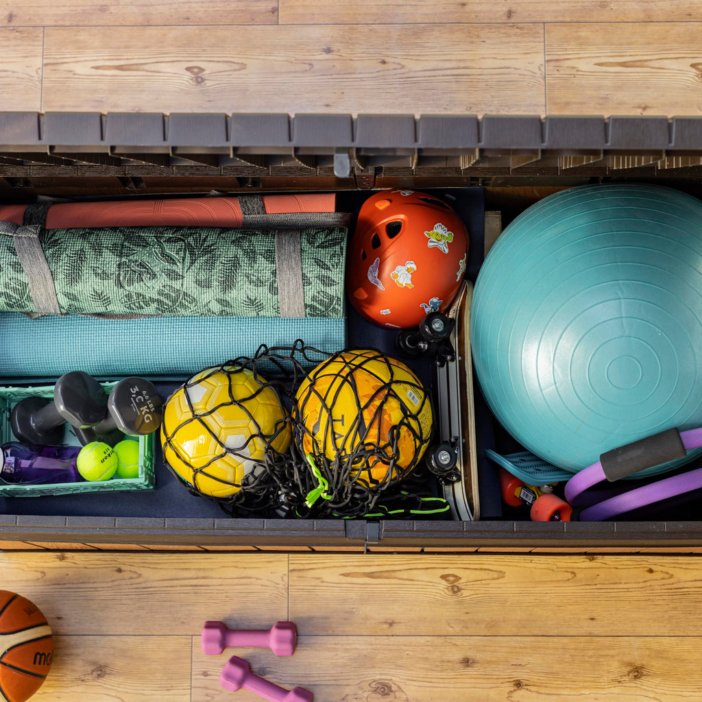 Keter Darwin 380L Outdoor Garden Furniture Storage Box Brown Evotech+ Wood Look and Feel | Fade Free | All Weather Resistant | Safe and Secure | Zero Maintenance | 2 year Warranty